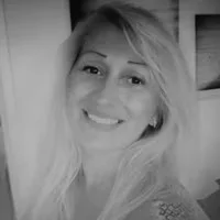 Noa – Fotterapeut på Before/After Clinic i Malmö